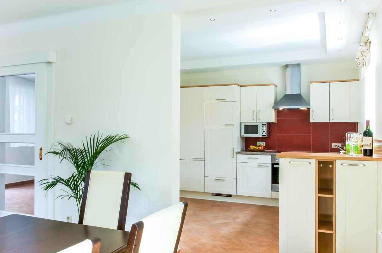 Ferienhaus Kleine Gartenvilla Pörtschach am Wörthersee Extérieur photo